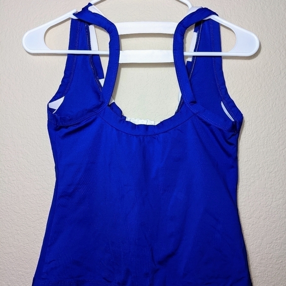 BECCA Zip Front Tankini Top Scoop Neck - Picture 3 of 6